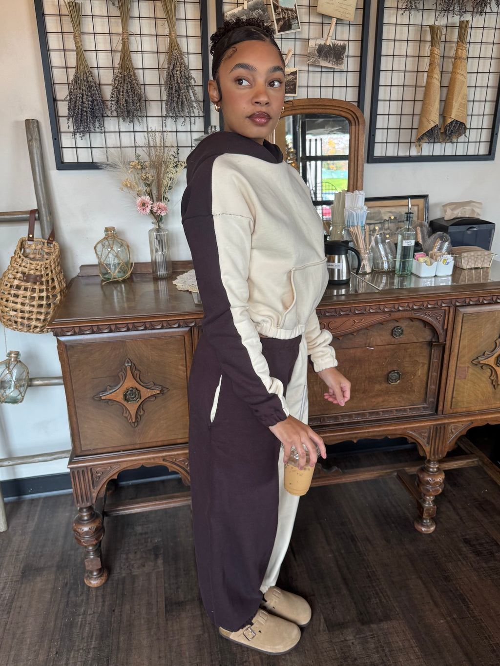 The Anna Anne Loungewear Set (coffee)